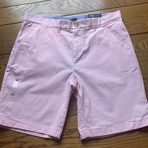 Men’s Tommy Hilfiger Pink Shorts Size 34 Inseam 9